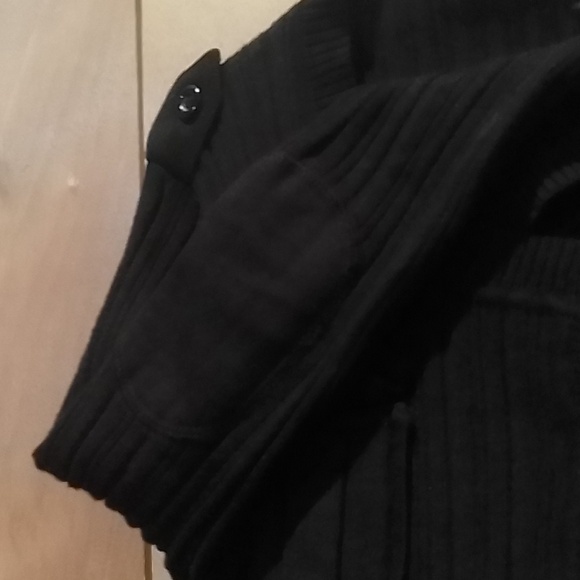 Girl's button front cardigan w/4 real pockets, elbow patches in black,sz L - Picture 3 of 4